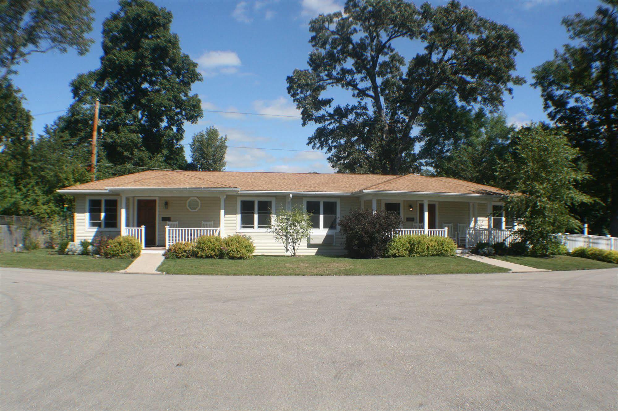 Seven Oaks Bed & Breakfast Lake Geneva Exterior foto